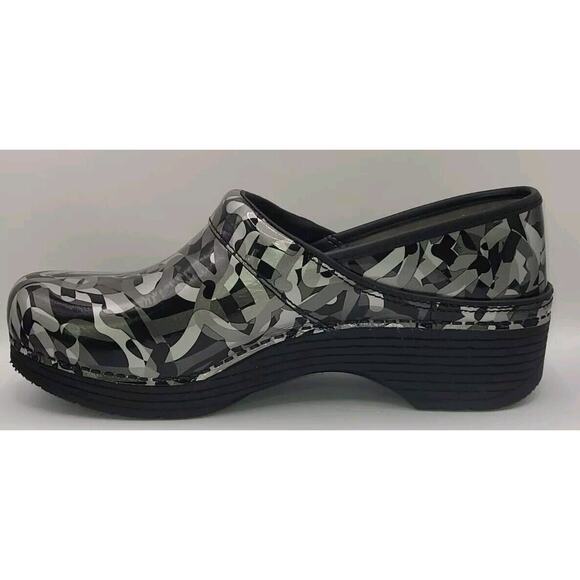 Dansko Womens LT Pro Twisty Patent Leather Clog Size 42 EU 11.5-12‎ US - Picture 10 of 10